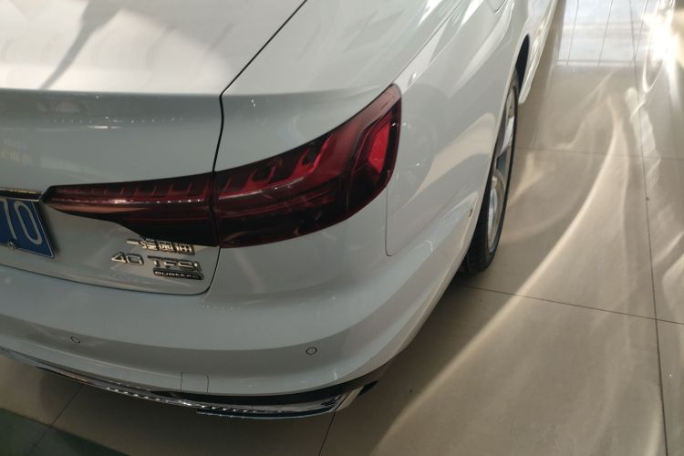 奥迪A4L 2020款 40 TFSI quattro 豪华致雅型车身外观6006