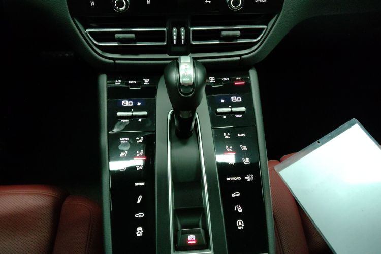 保时捷 2023款 Macan S 2.9T中控内饰18