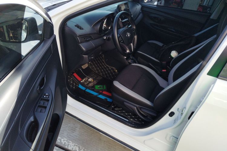 丰田 YARiS L 致炫 2022款 致炫X 1.5L CVT领先PLUS版中控内饰7003