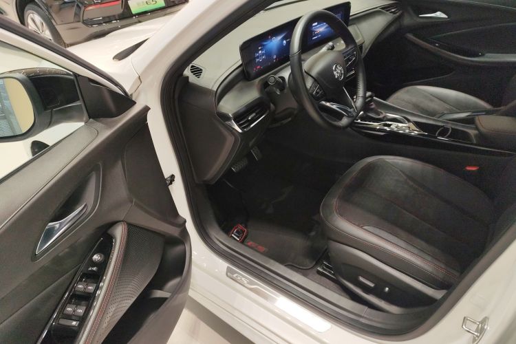 别克 威朗 2023款 Pro GS 疾风版中控内饰20