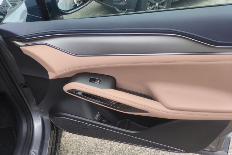 比亚迪 宋L EV 2024款 662km 卓越型中控内饰7005