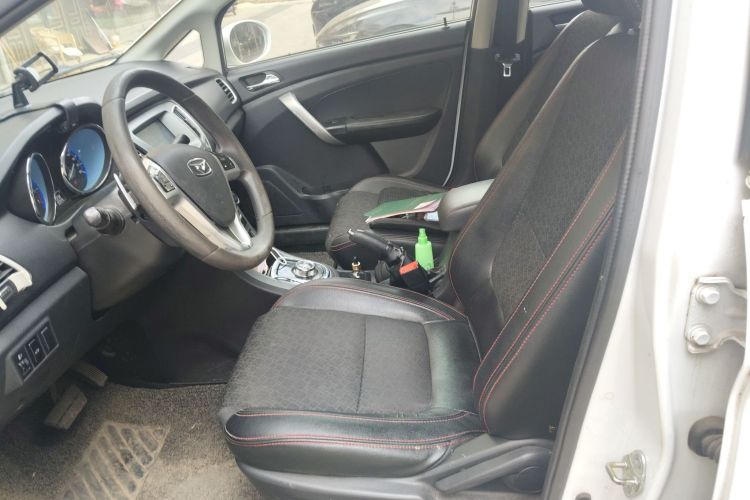 凯翼C3 2015款 1.5L AMT金钻版中控内饰19