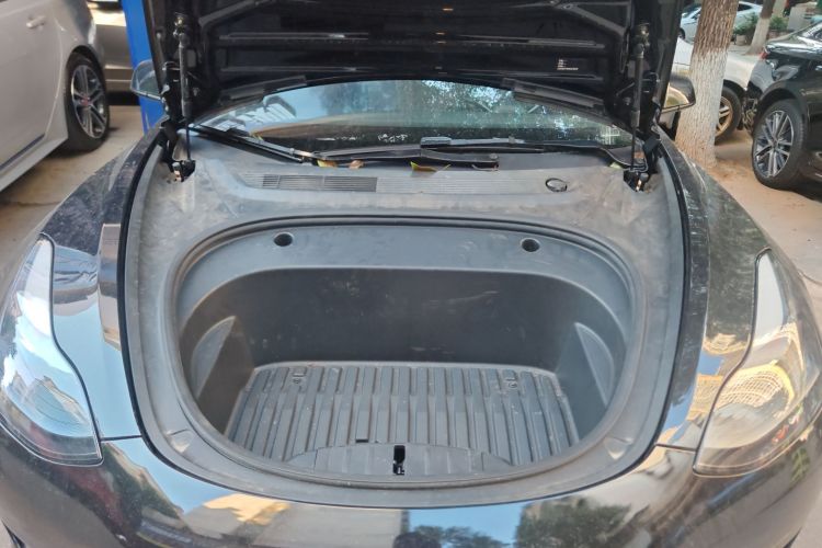 特斯拉 Model 3 2022款 后轮驱动版局部细节24