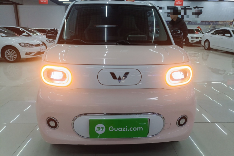 五菱汽车 宏光MINIEV 2024款 第三代 215km 进阶版车身外观2