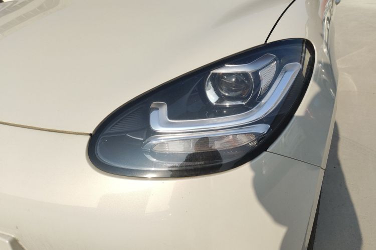 五菱汽车 五菱缤果 2023款 203km 轻享款局部细节36