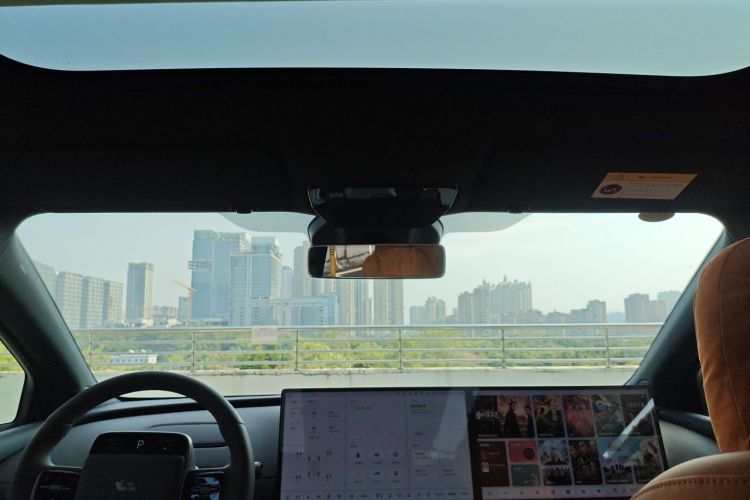 理想汽车 理想i6 2025款 四驱标准型中控内饰22