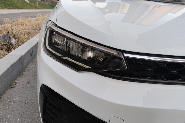 大众 朗逸 2023款 新锐 1.5L 手动新逸版车身外观6006