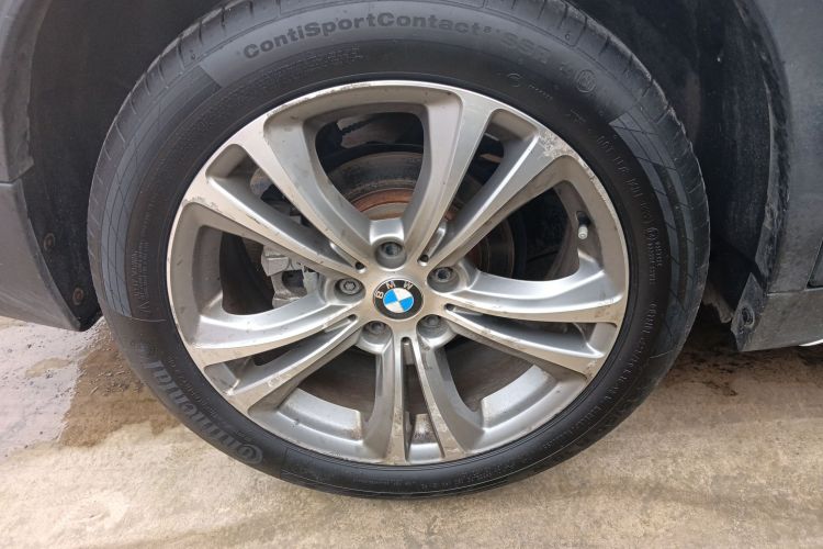 宝马X1 2016款 sDrive20Li 豪华型车身外观6008