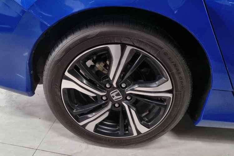 本田 思域 2019款 220TURBO CVT劲擎版 国VI车身外观6008