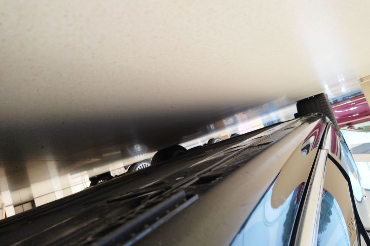 鸿蒙智行 享界S9 2024款 纯电 Ultra 四驱旗舰版局部细节9002