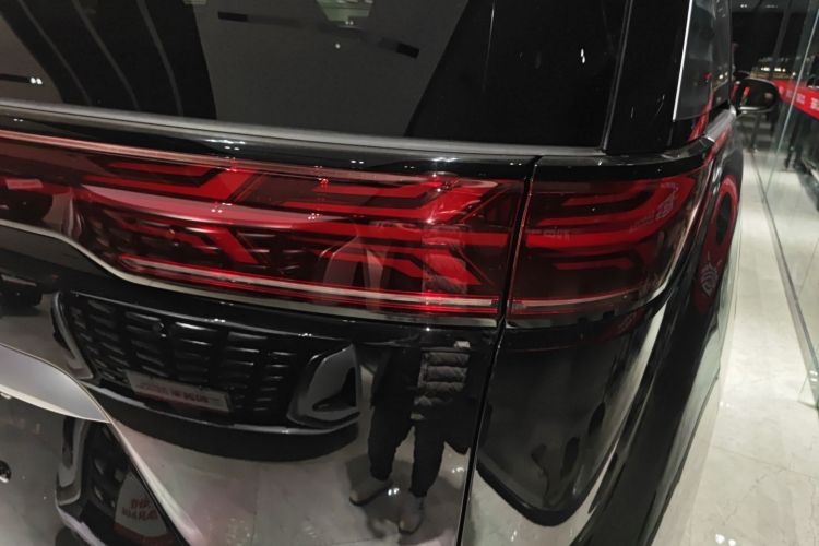 腾势D9 2024款 DM-i 980 四驱旗舰型车身外观6006