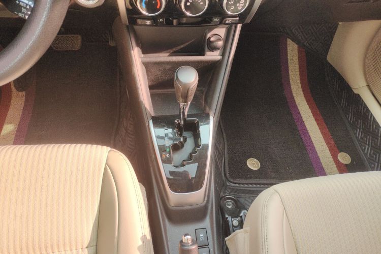 丰田 YARiS L 致炫 2016款 改款 1.5GS CVT锐动版中控内饰18