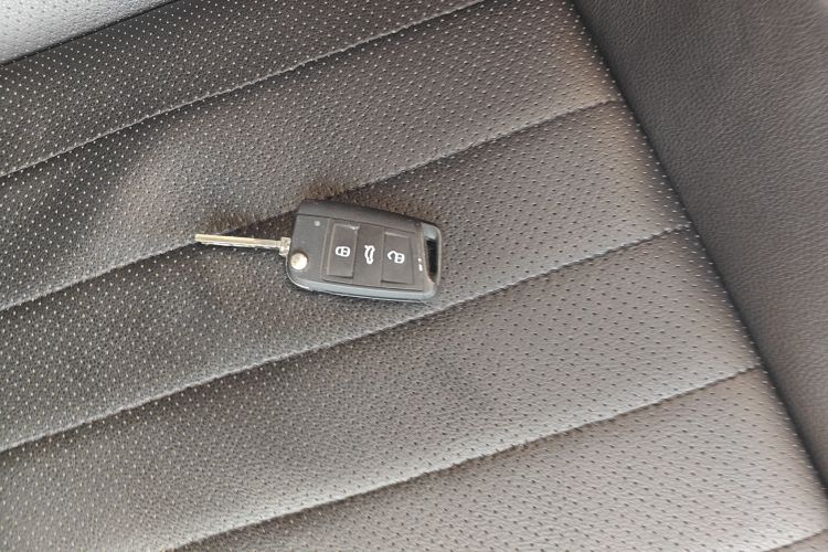 大众 Polo 2019款 Plus 1.5L 自动全景乐享版中控内饰7001