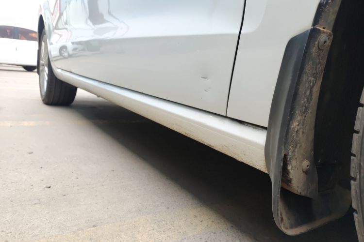 大众 高尔夫·嘉旅 2016款 280TSI 自动豪华型局部细节9001