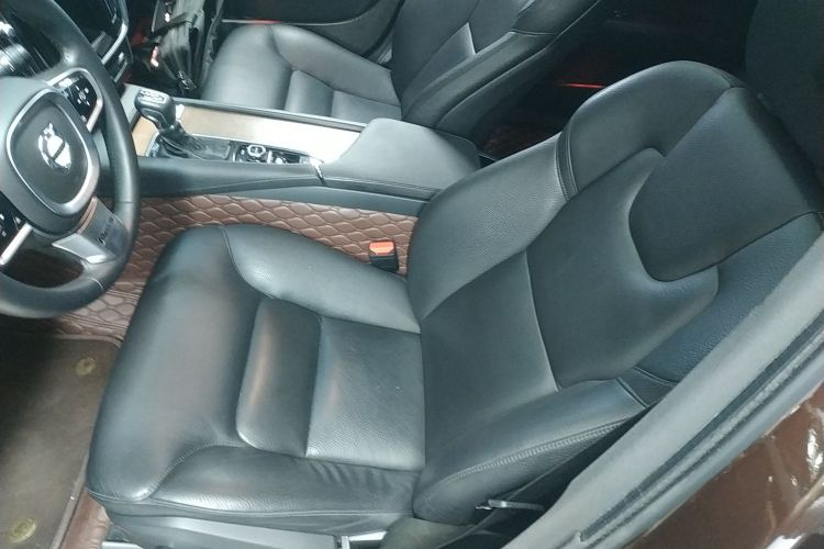 沃尔沃S90 2017款 T5 智雅版中控内饰19