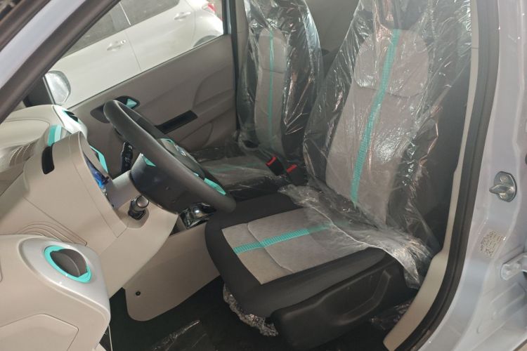 江铃集团新能源 易至EV2 2026款 PLUS+ 舒适型中控内饰19