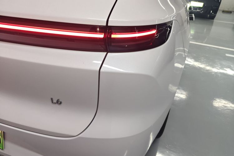 理想汽车 理想L6 2024款 Max车身外观9