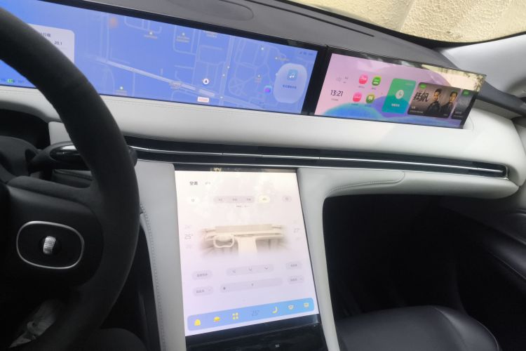 智己汽车 智己LS7 2023款 90kWh Elite后驱版局部细节16