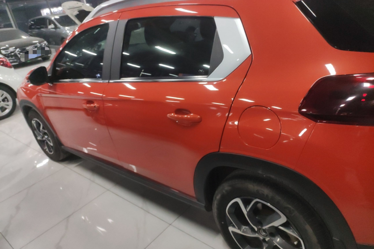 雪铁龙C3-XR 2018款 230THP 手动先锋型车身外观6003