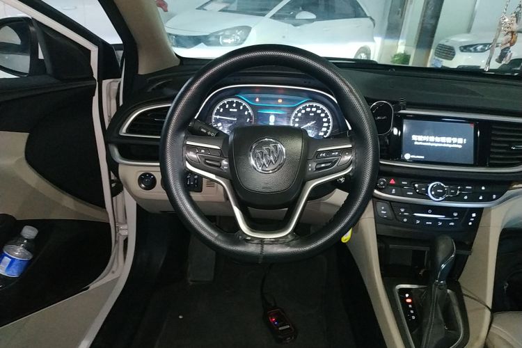 别克 阅朗 2019款 15T 双离合互联精英型 国V中控内饰13