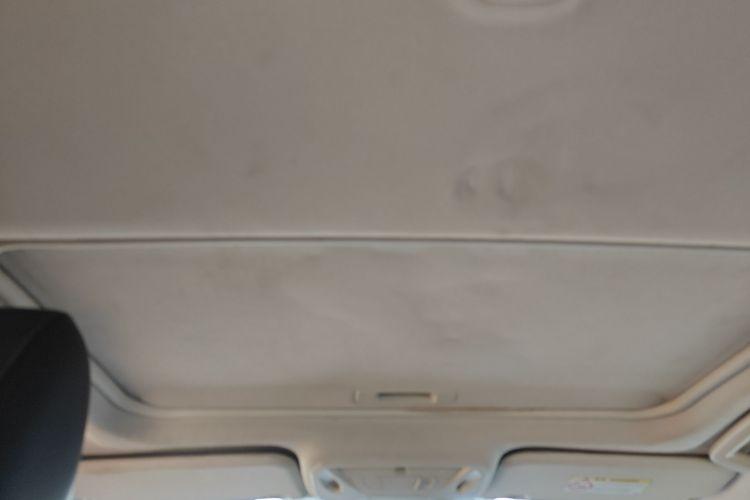 福特 福克斯 2017款 三厢 1.6L 手动风尚型智行版局部细节22