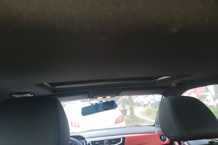 中华V3 2015款 1.5L 自动智能型局部细节22