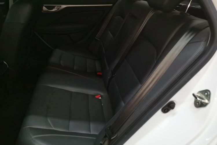 吉利汽车 远景 2020款 改款 1.5L 手动亚运版中控内饰7004