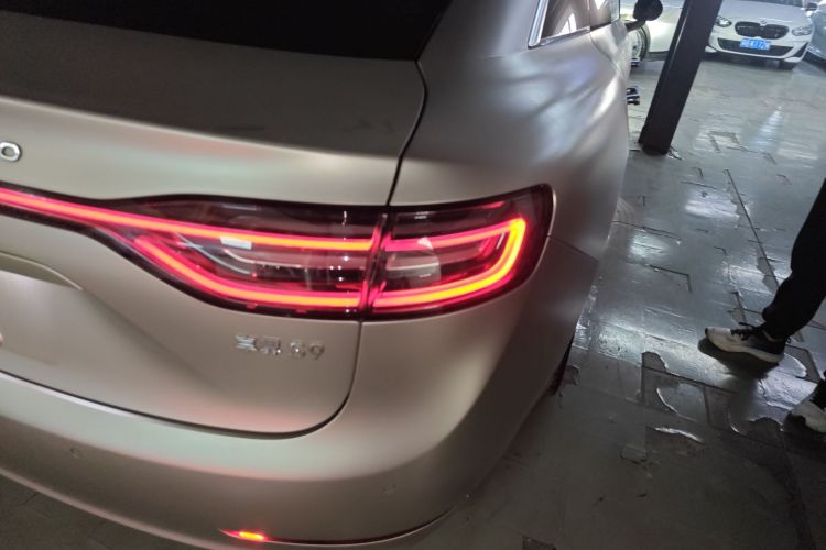 鸿蒙智行 享界S9 2024款 纯电 Ultra 四驱旗舰版车身外观9