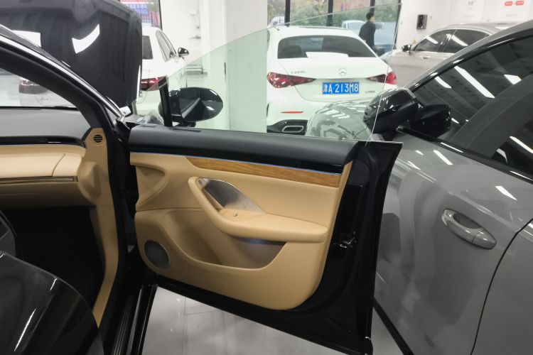 鸿蒙智行 智界R7 2024款 纯电 736km UItra中控内饰42