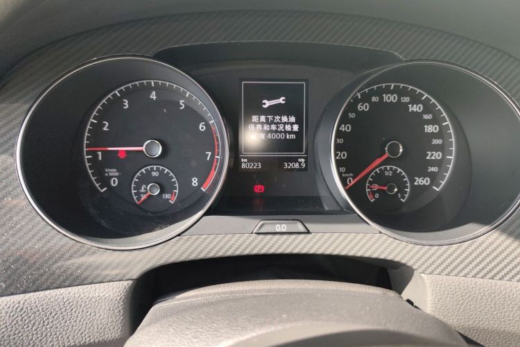 大众 高尔夫·嘉旅 2019款 280TSI 自动守望型 国VI中控内饰15