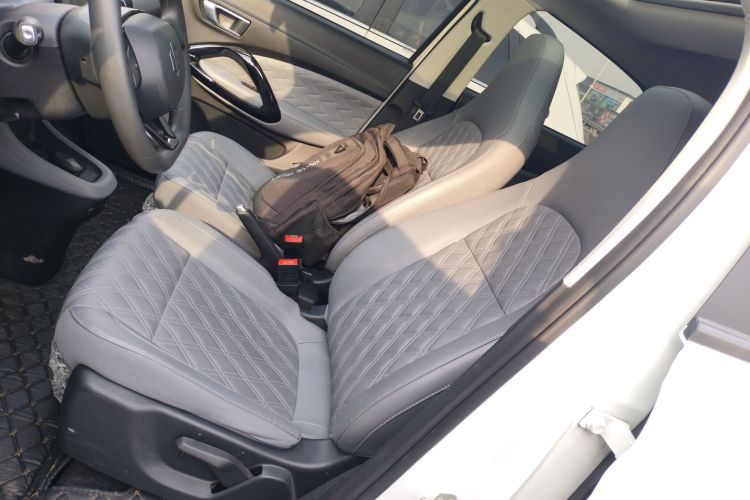 零跑汽车 零跑T03 2021款 400舒享版中控内饰19