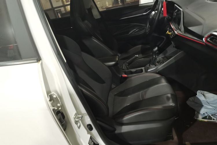 长安欧尚X5 2021款 改款 1.6L 手动豪华型局部细节41