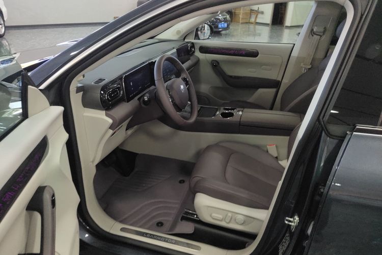 零跑汽车 零跑C11 2023款 增程 285智享版局部细节19