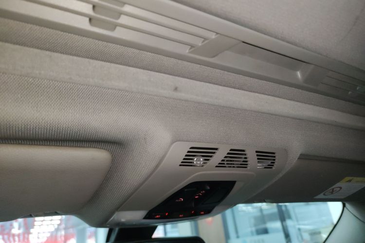 宝马3系 2017款 320Li 时尚型局部细节22