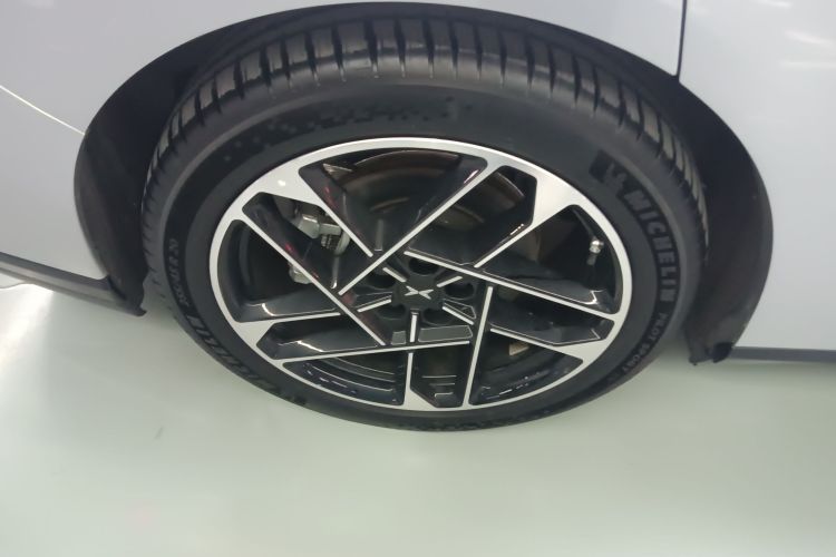 小鹏P7+ 2024款 超长续航 Max车身外观6008