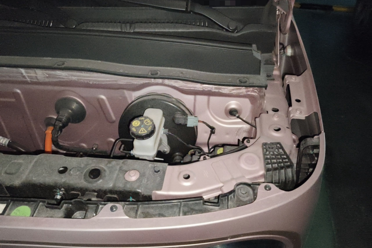 吉利银河 2023款 熊猫mini 200km 灵动熊局部细节9007