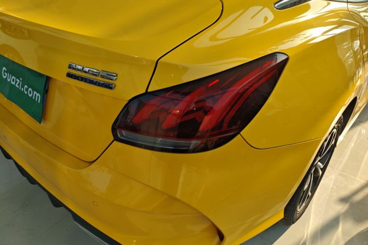 名爵 MG5 2022款 180DVVT CVT青春豪华版车身外观9