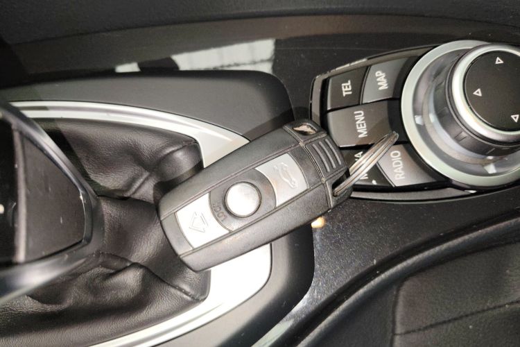 宝马X1 2015款 sDrive18i 领先晋级版中控内饰7001