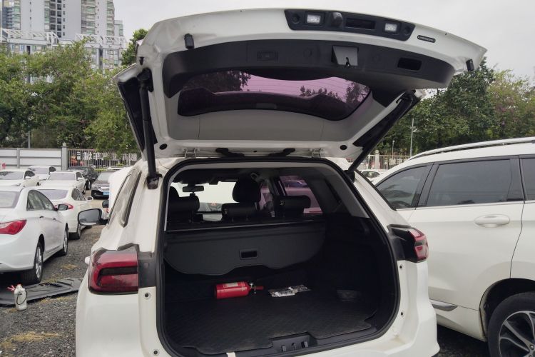 奇瑞 瑞虎7 PLUS 2021款 鲲鹏版 1.6TGDI DCT尊贵型+机舱底盘23