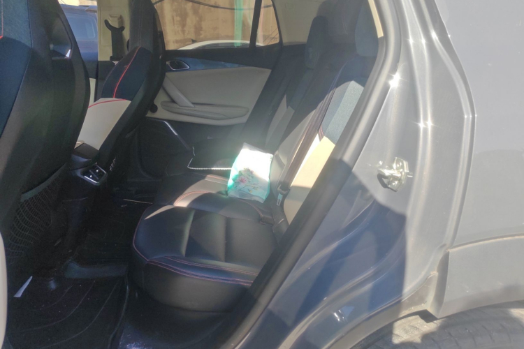 领克06 2020款 1.5T 耀Halo中控内饰7004