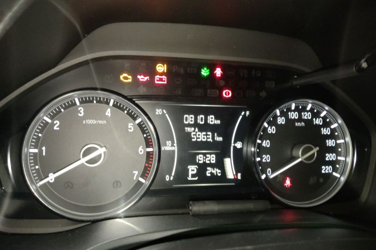 本田 凌派 2019款 180Turbo CVT舒适版 国V中控内饰14