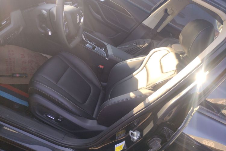 奔腾B70 2021款 1.5T 自动十五周年纪念版中控内饰19