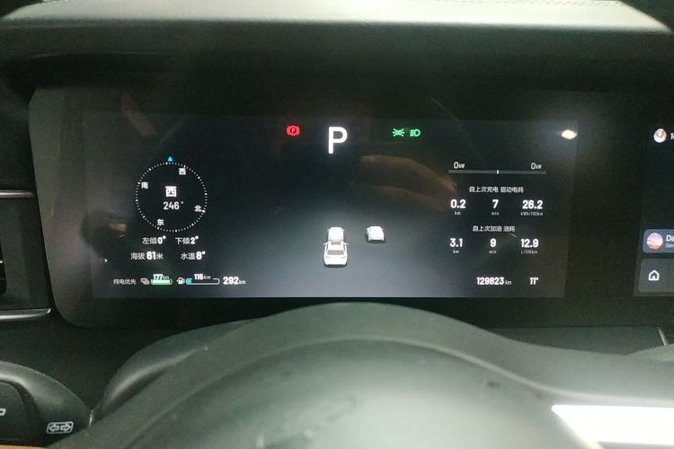 理想汽车 理想ONE 2021款 增程6座版局部细节14