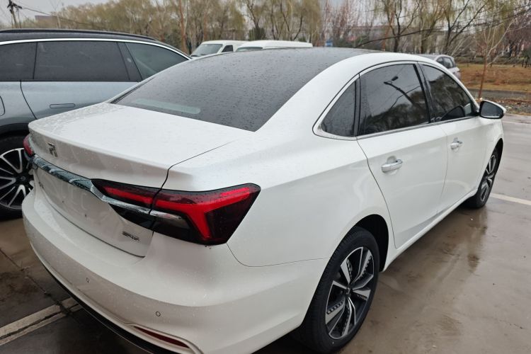 飞凡汽车 飞凡ER6 2021款 新动版 620km 智行版车身外观7