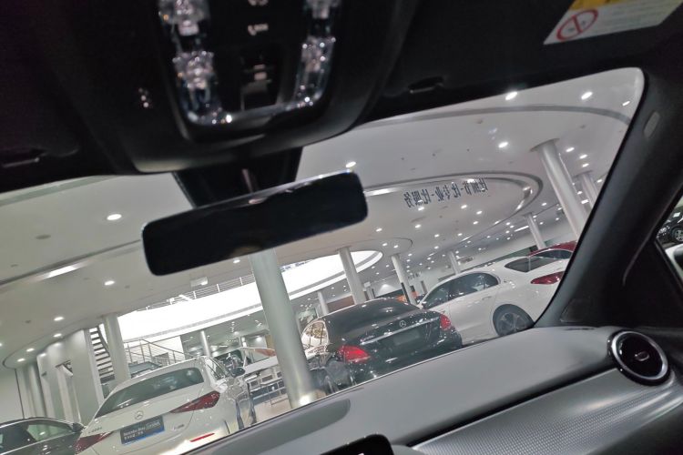 奔驰B级 2022款 改款二 B 200 时尚型中控内饰22