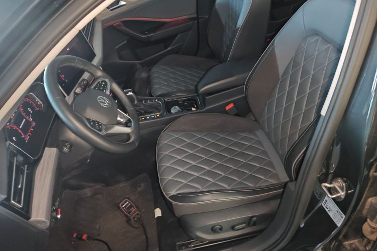 大众 速腾 2023款 300TSI DSG卓越版中控内饰19