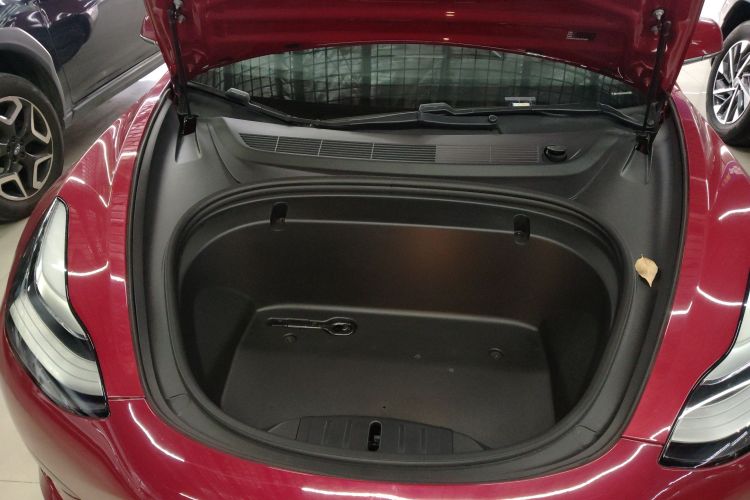 特斯拉 Model 3 2020款 标准续航后驱升级版局部细节24
