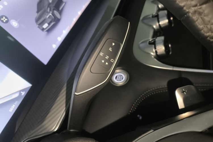 星途凌云 2025款 400T 四驱星尊版中控内饰18