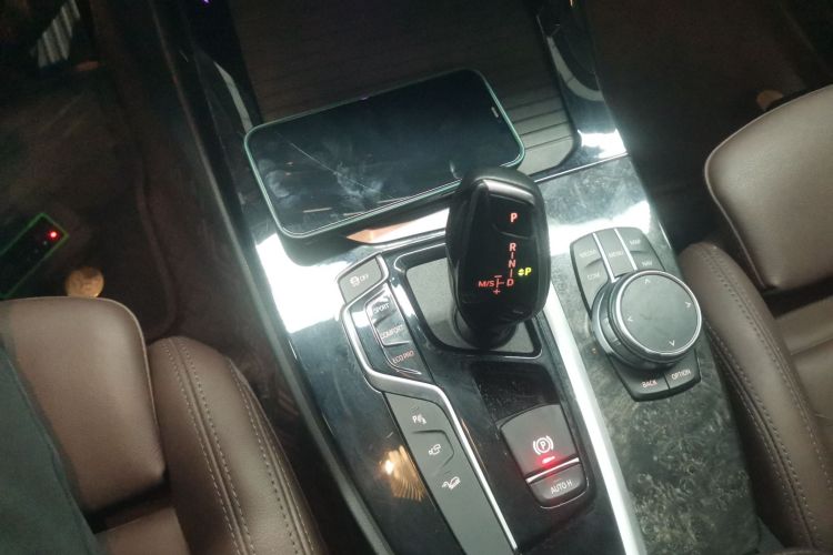 宝马X3 2020款  xDrive30i 领先型 M运动套装中控内饰18