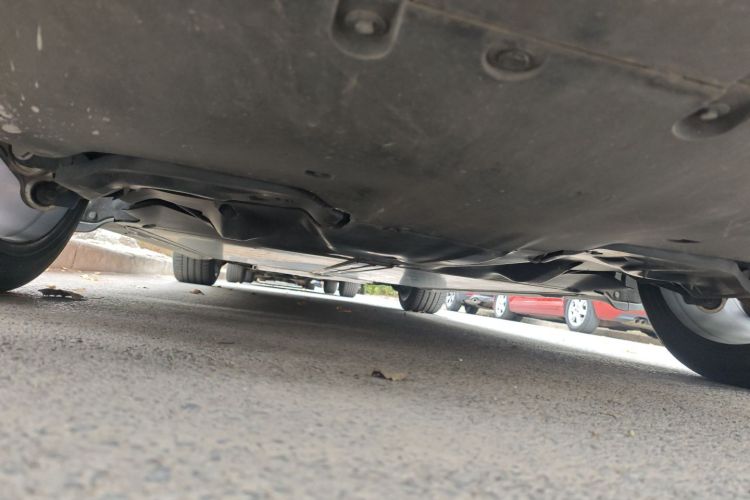 特斯拉 Model Y 2021款 长续航全轮驱动版局部细节9009